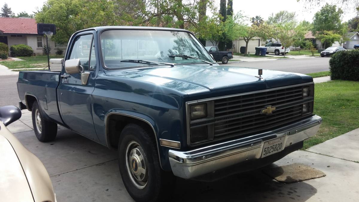 Chevy-1983-blue-1