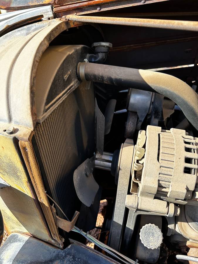 Chevy-2-ton-box-truck-1937-black-40