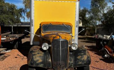 Chevy-2-ton-box-truck-1937-black-48