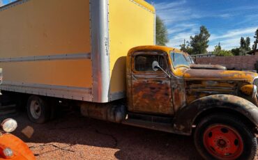Chevy-2-ton-box-truck-1937-black-49
