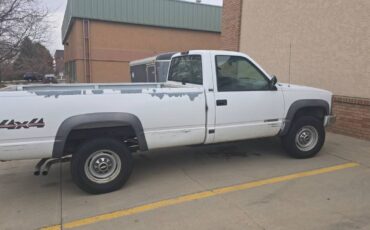 Chevy-2500-1994-white-10