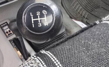 Chevy-2500-1994-white-11