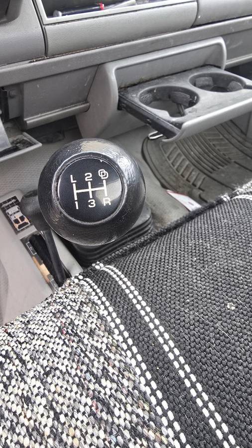 Chevy-2500-1994-white-13