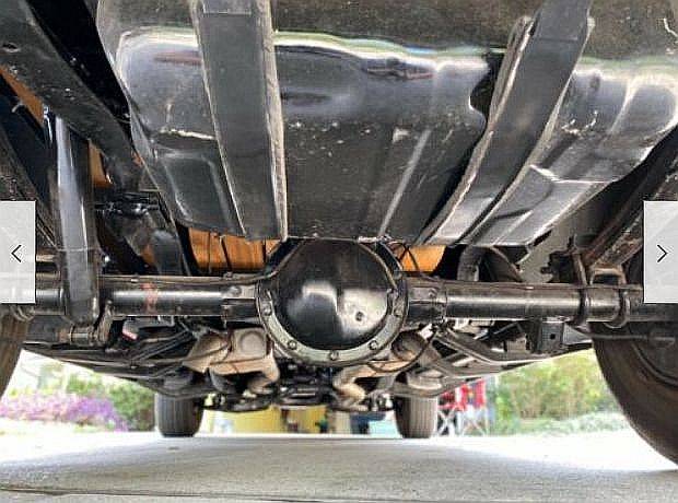 Chevy-3100-pickup-1953-custom-8