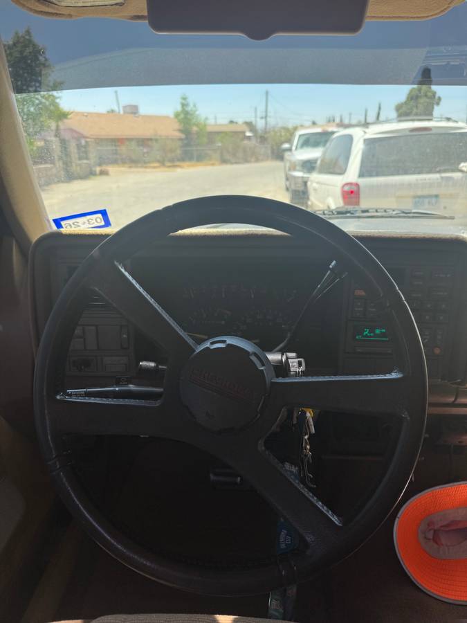 Chevy-3500-1994-black-11