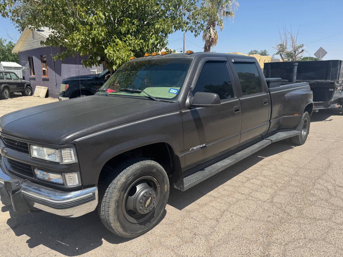 Chevy-3500-1994-black-12