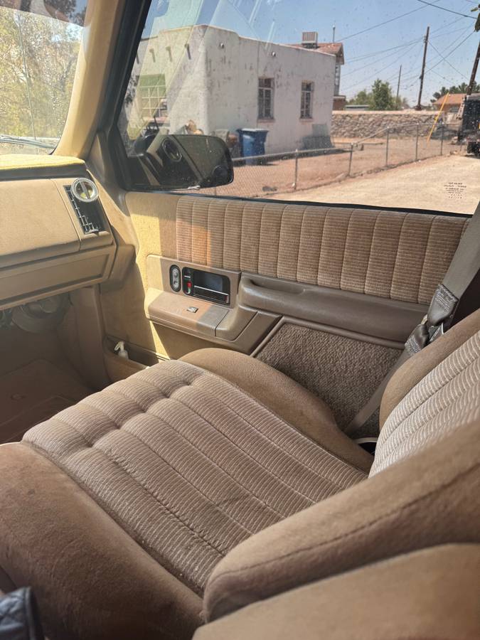 Chevy-3500-1994-black-14