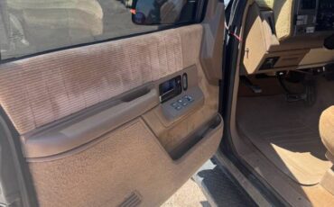 Chevy-3500-1994-black-19