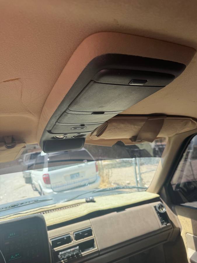 Chevy-3500-1994-black-2