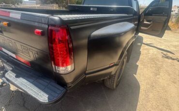 Chevy-3500-1994-black-5