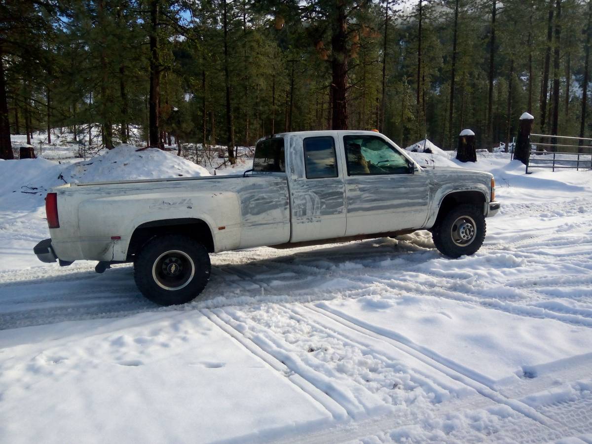 Chevy-400-diesel-1994-white-1