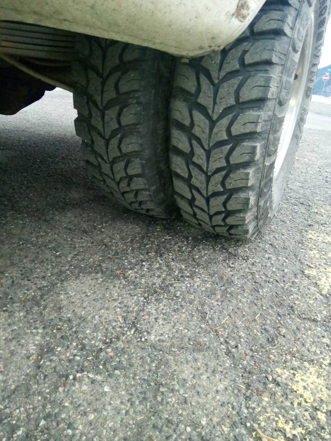 Chevy-400-diesel-1994-white-11