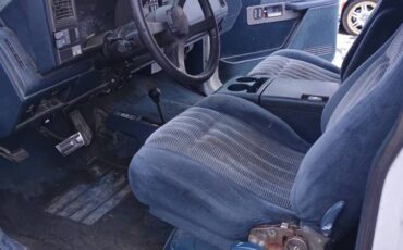 Chevy-400-diesel-1994-white-12