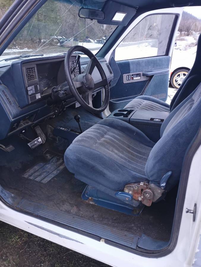 Chevy-400-diesel-1994-white-12