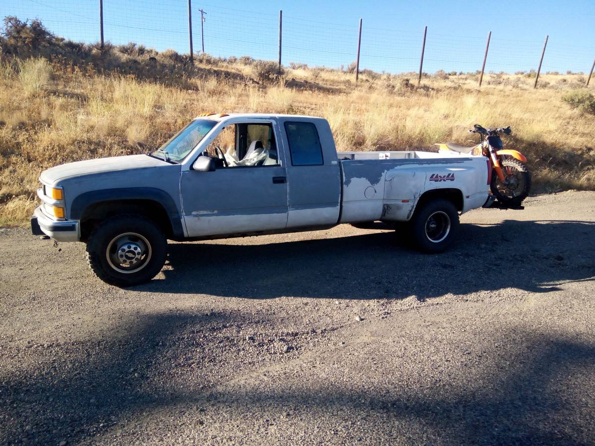 Chevy-400-diesel-1994-white-9