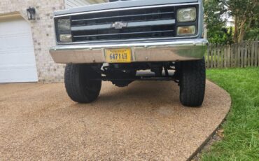 Chevy-4x4-squarebody-1987-grey-2