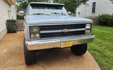 Chevy-4x4-squarebody-1987-grey-3
