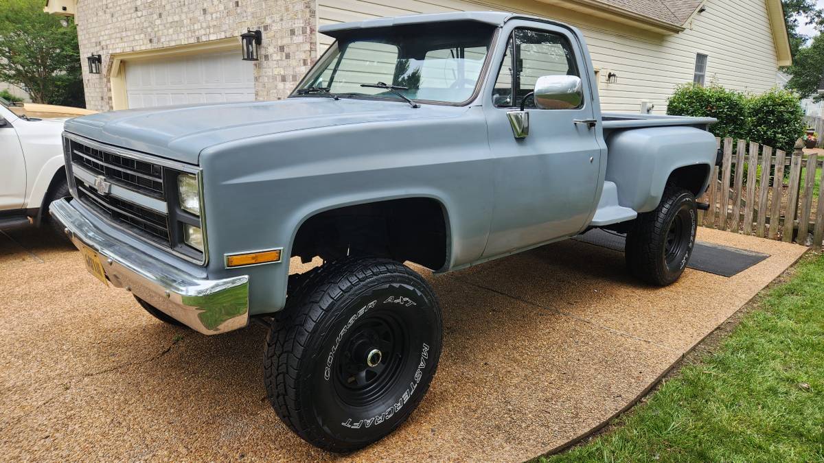 Chevy-4x4-squarebody-1987-grey-8