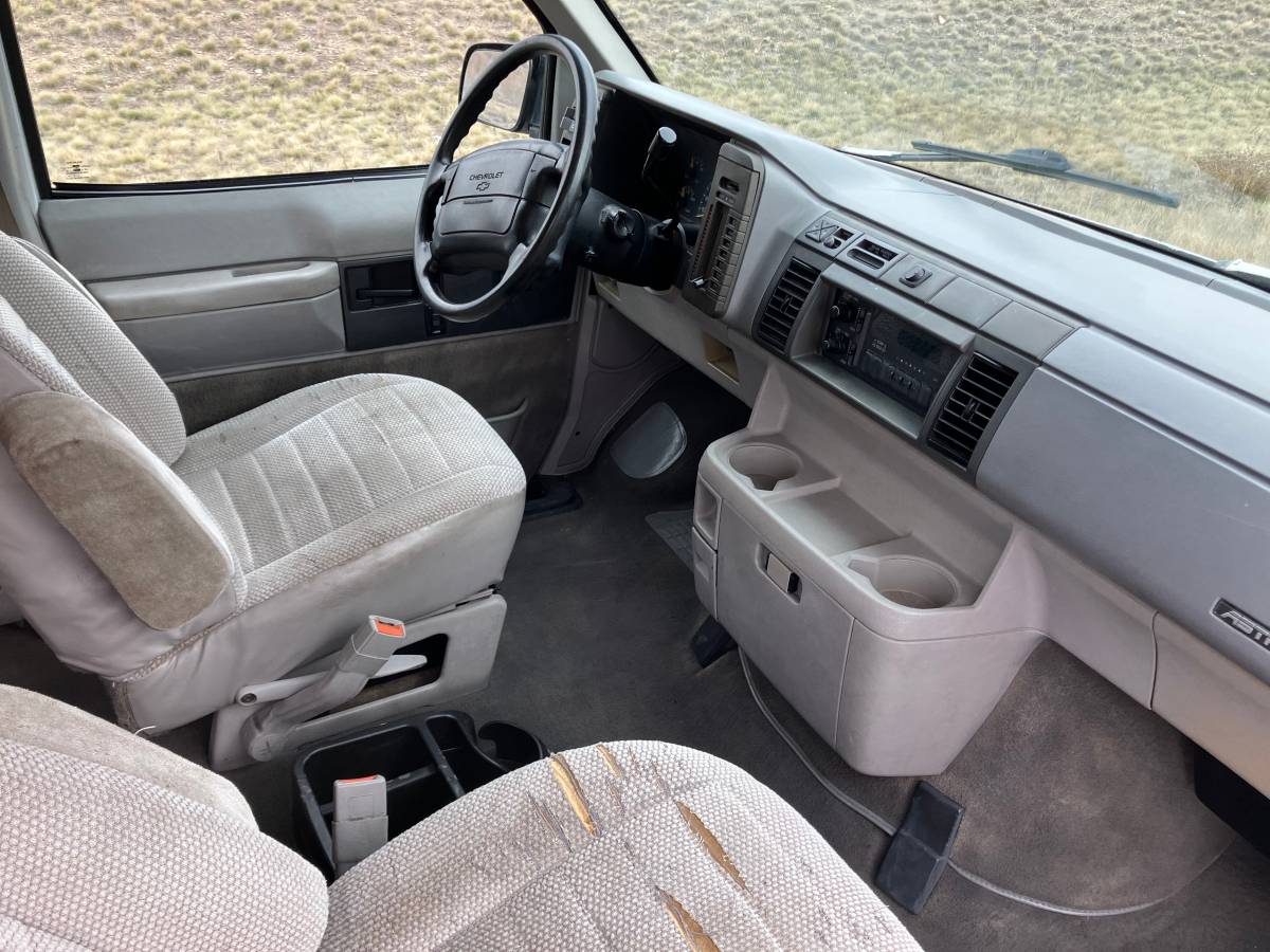 Chevy-astro-ext-1994-7