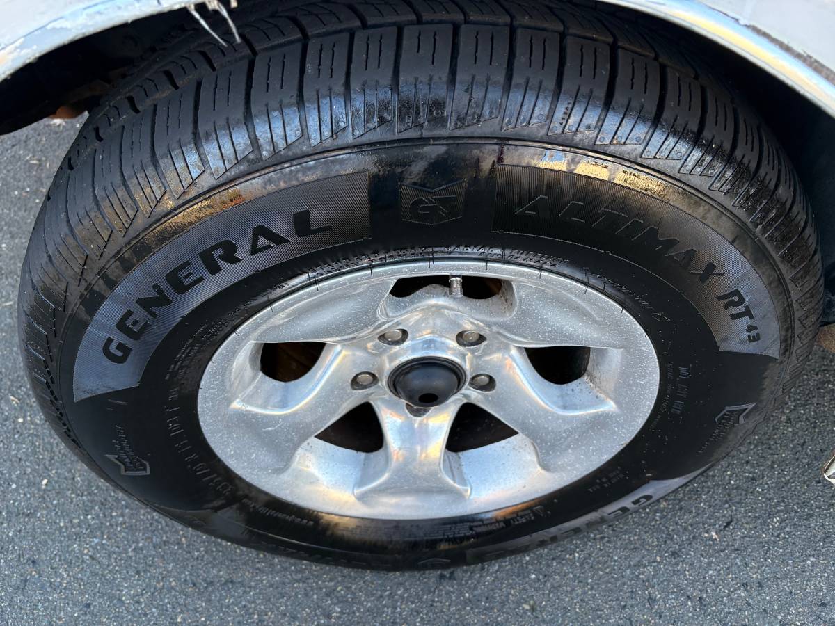 Chevy-astro-van-1994-white-3