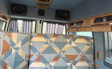 Chevy-astro-van-1994-white-9