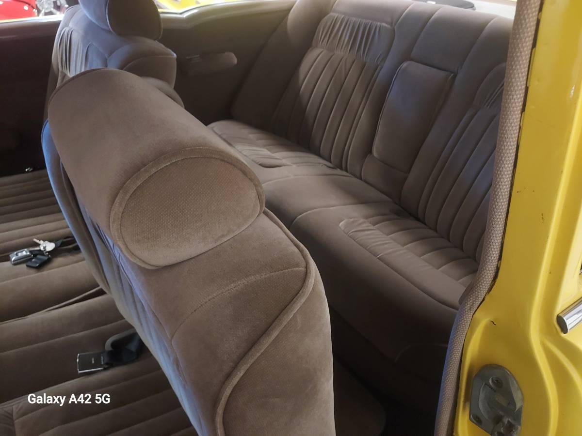 Chevy-bel-air-1955-yellow-10