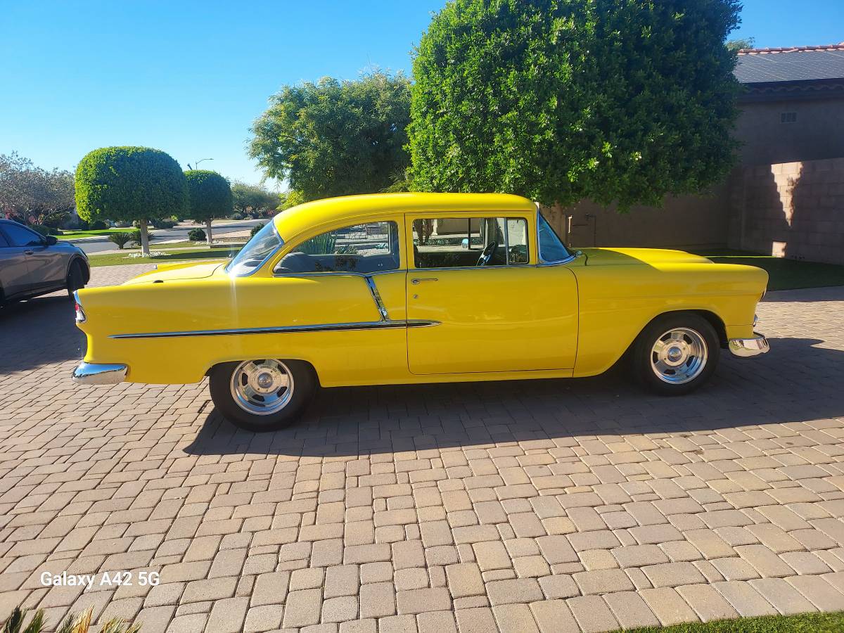 Chevy-bel-air-1955-yellow-7