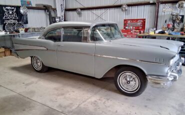 Chevy-bel-air-1957-grey-11