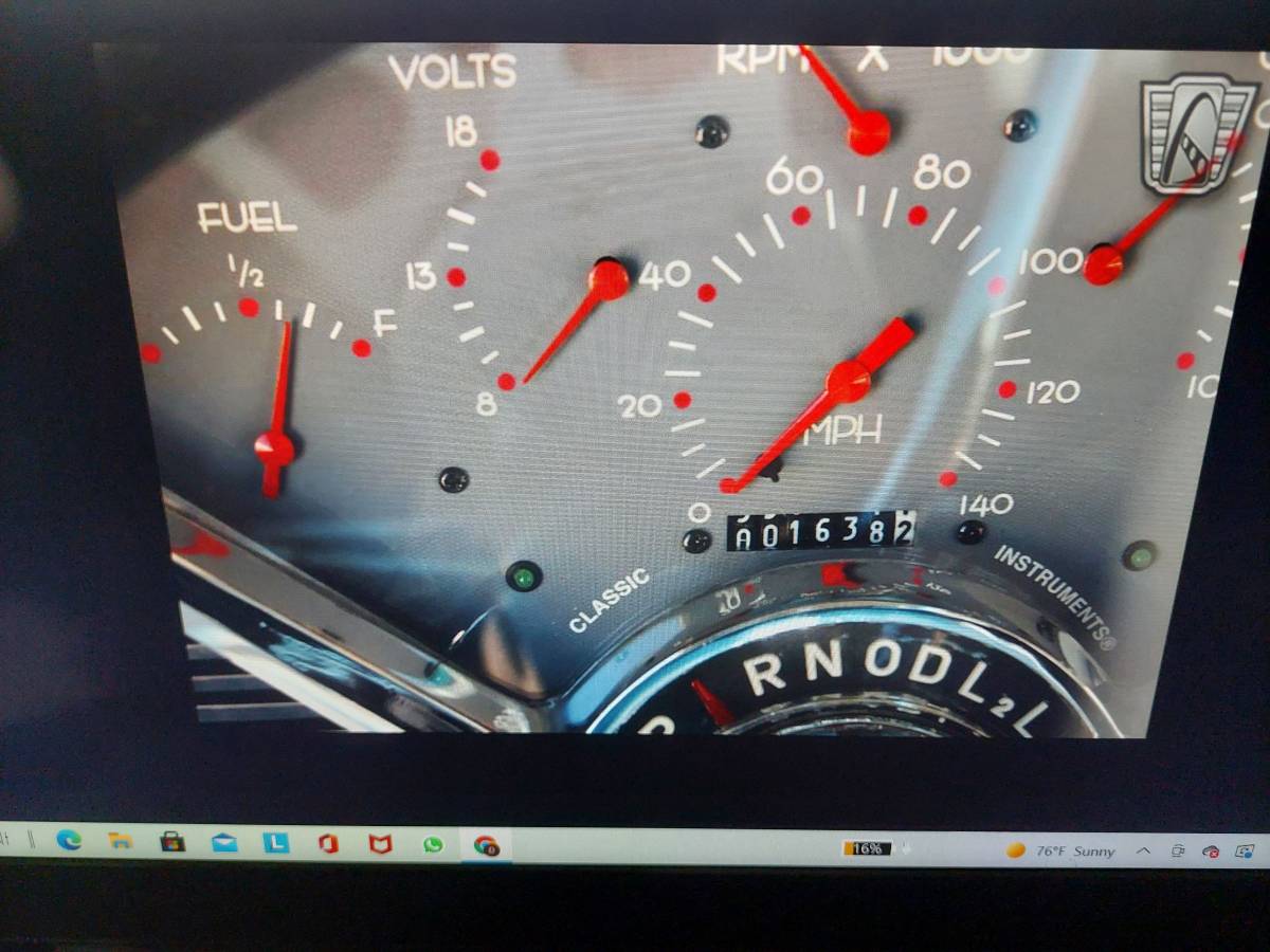 Chevy-bel-air-4dr-1956-custom-16