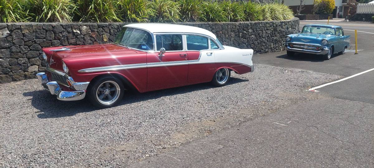 Chevy-bel-air-4dr-1956-custom-17