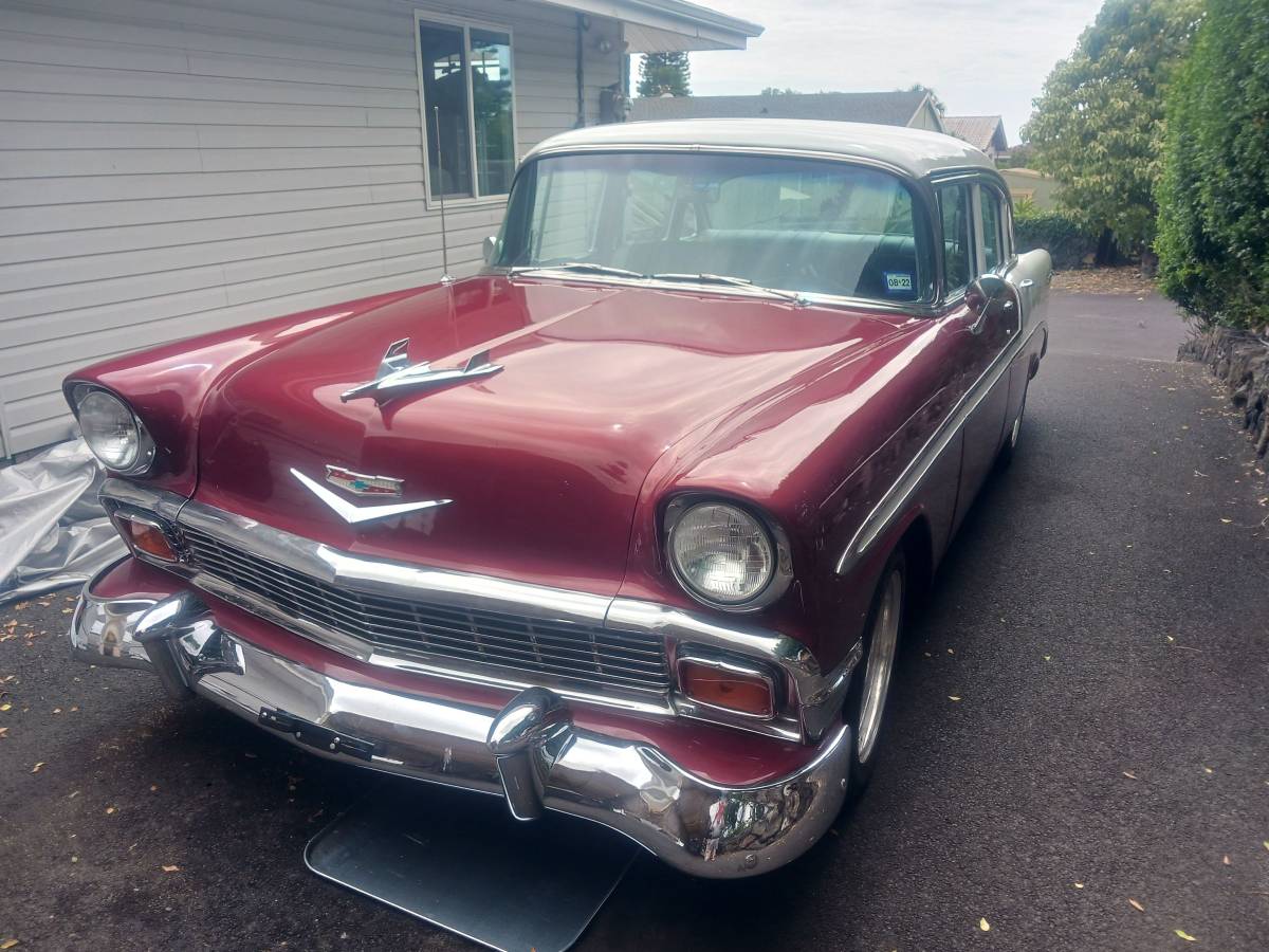 Chevy-bel-air-4dr-1956-custom-4