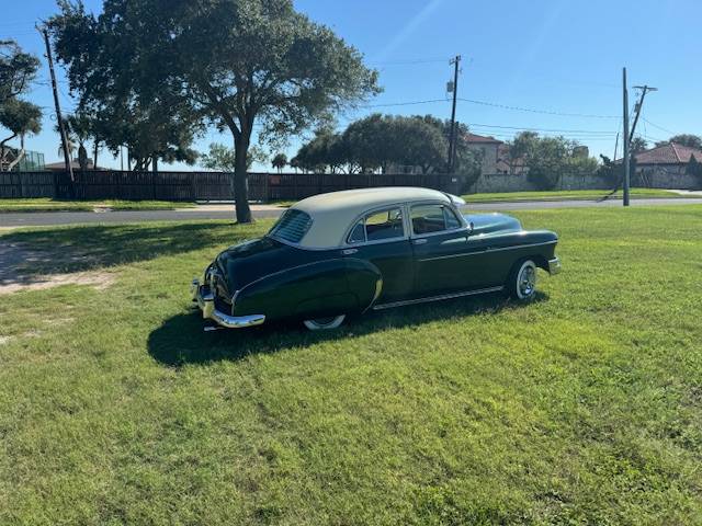 Chevy-bel-air-deluxe-1950-green-5