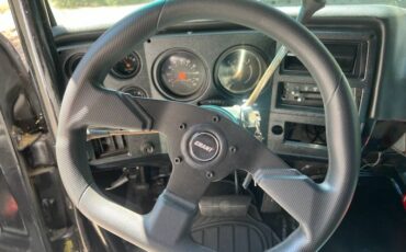 Chevy-blazer-1973-black-36