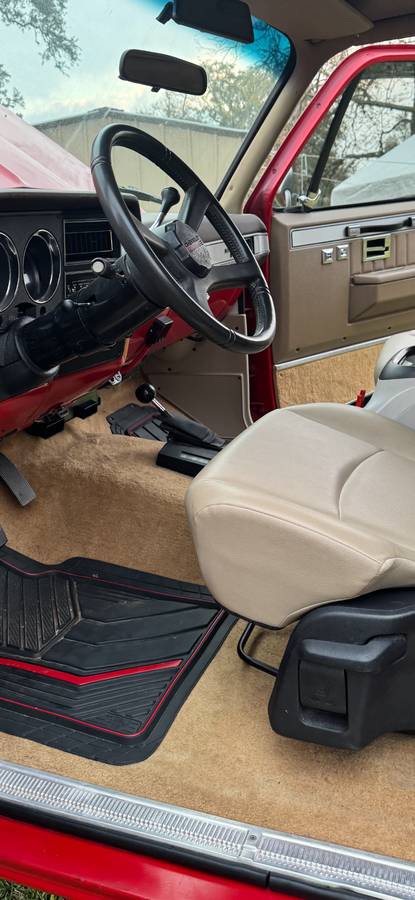 Chevy-blazer-1982-red-4