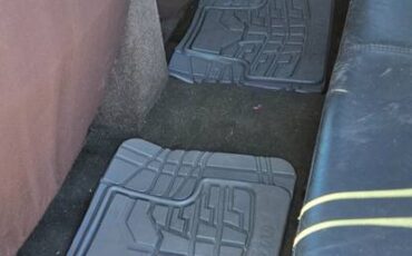 Chevy-blazer-1987-white-12