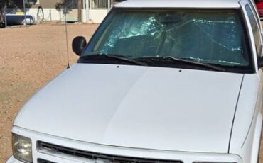 Chevy-blazer-1987-white