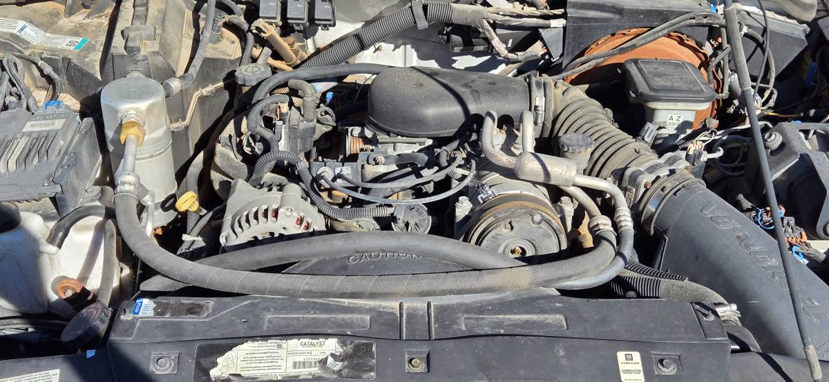 Chevy-blazer-1987-white-5