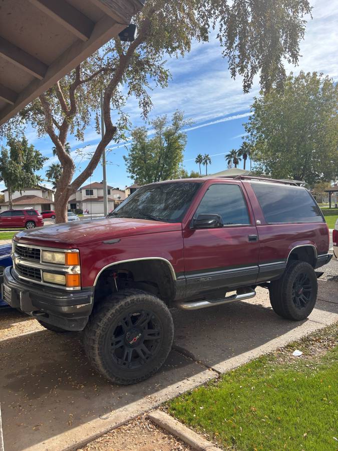 Chevy-blazer-1994-red