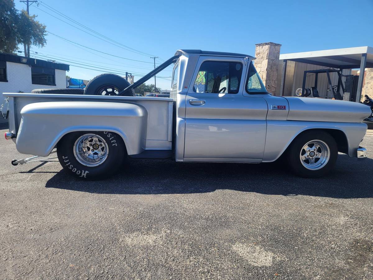 Chevy-c-10-1960-silver-10