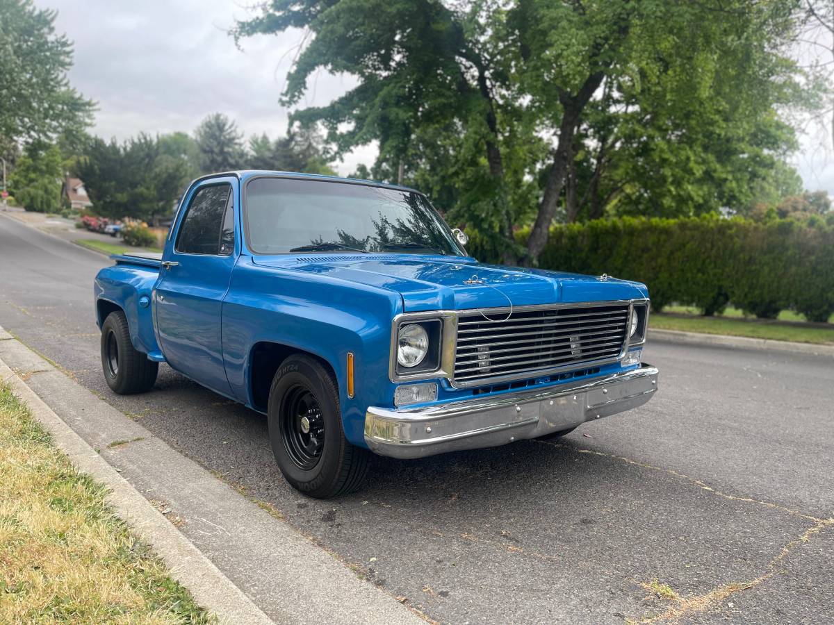 Chevy-c-10-1977-blue-1