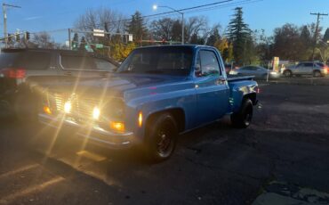 Chevy-c-10-1977-blue-3