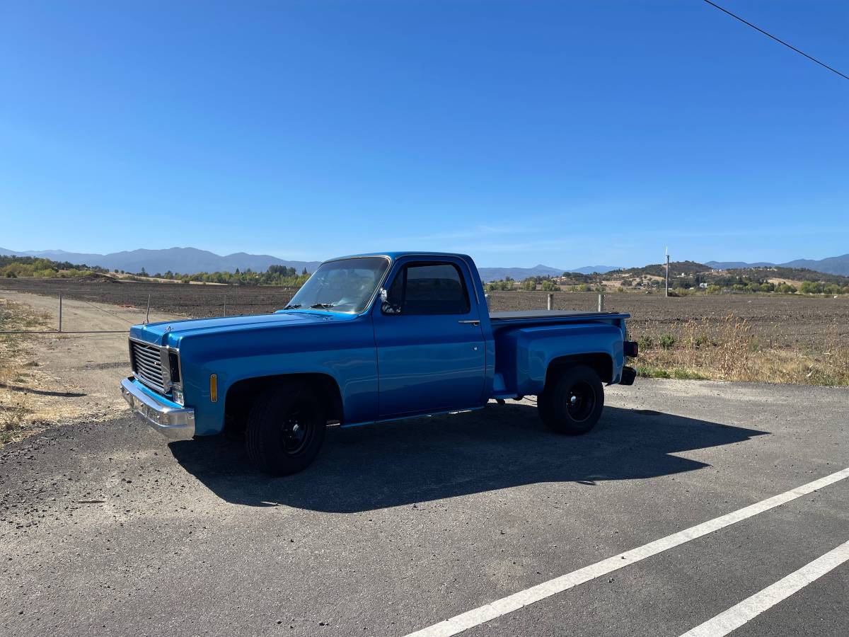 Chevy-c-10-1977-blue-4
