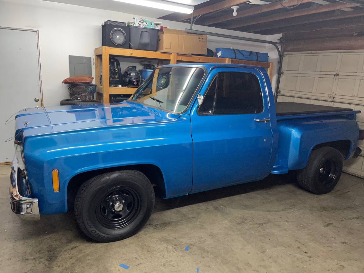 Chevy-c-10-1977-blue-5
