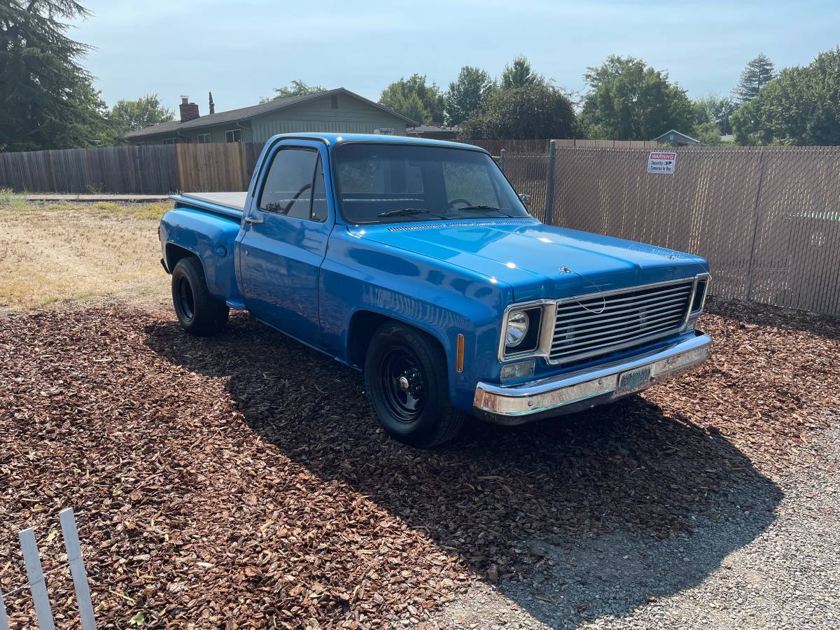 Chevy-c-10-1977-blue-6