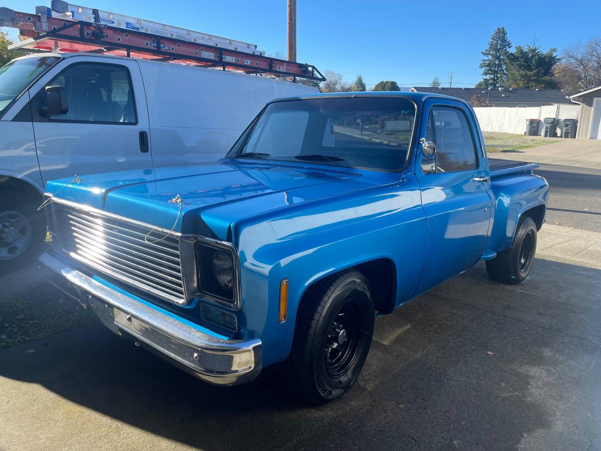 Chevy-c-10-1977-blue-7