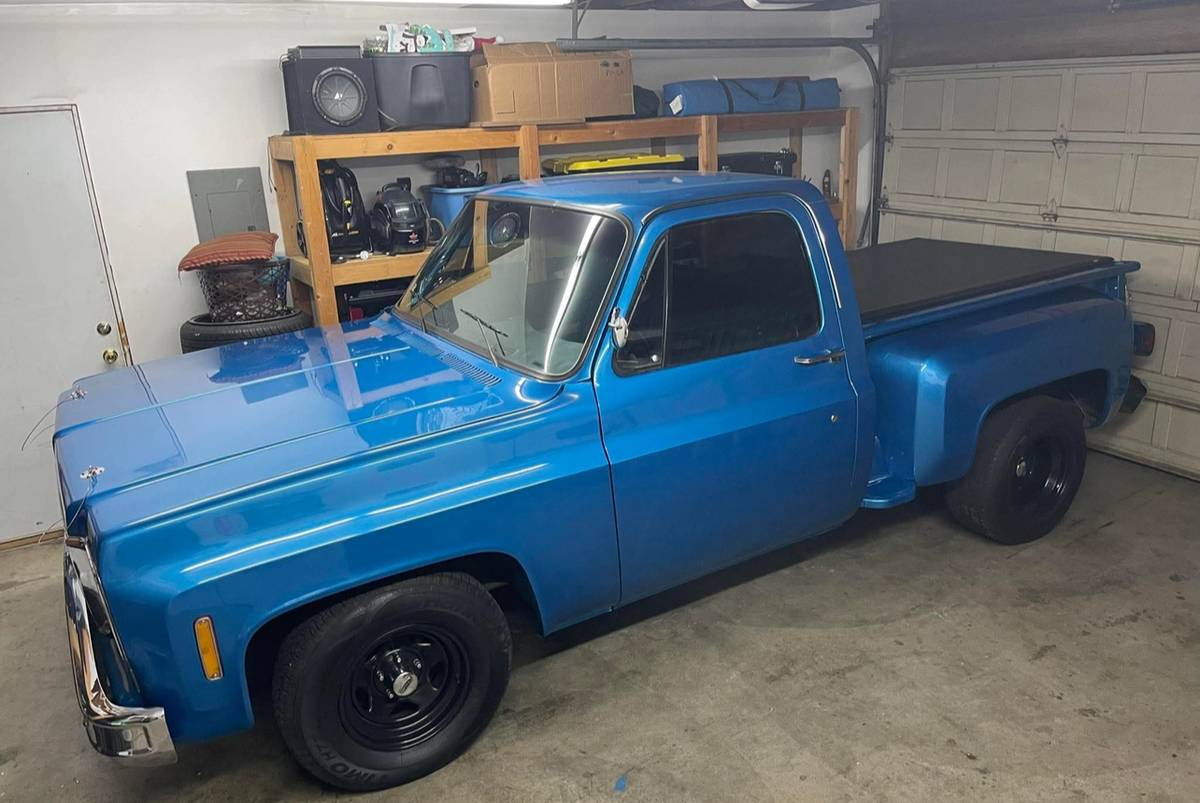 Chevy-c-10-1977-blue-8