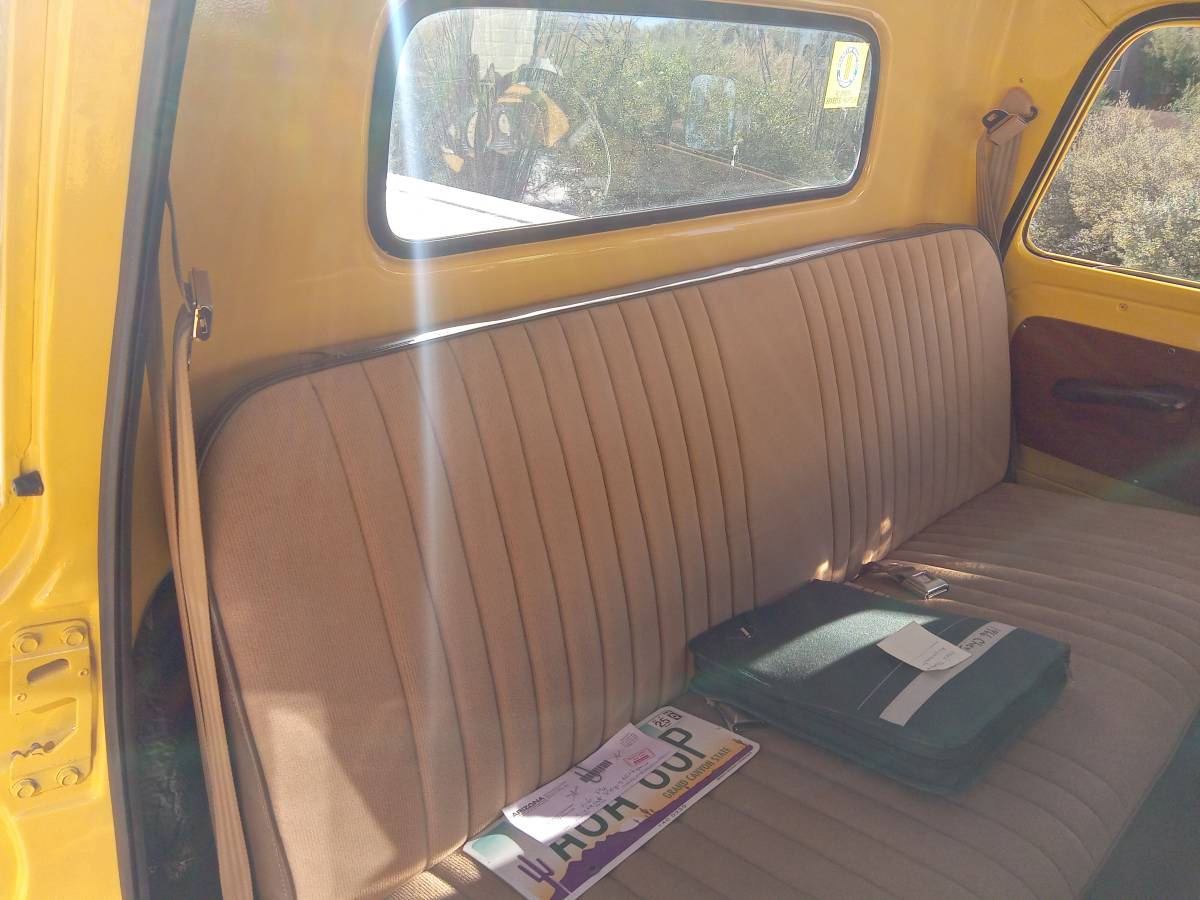 Chevy-c10-1966-yellow-12