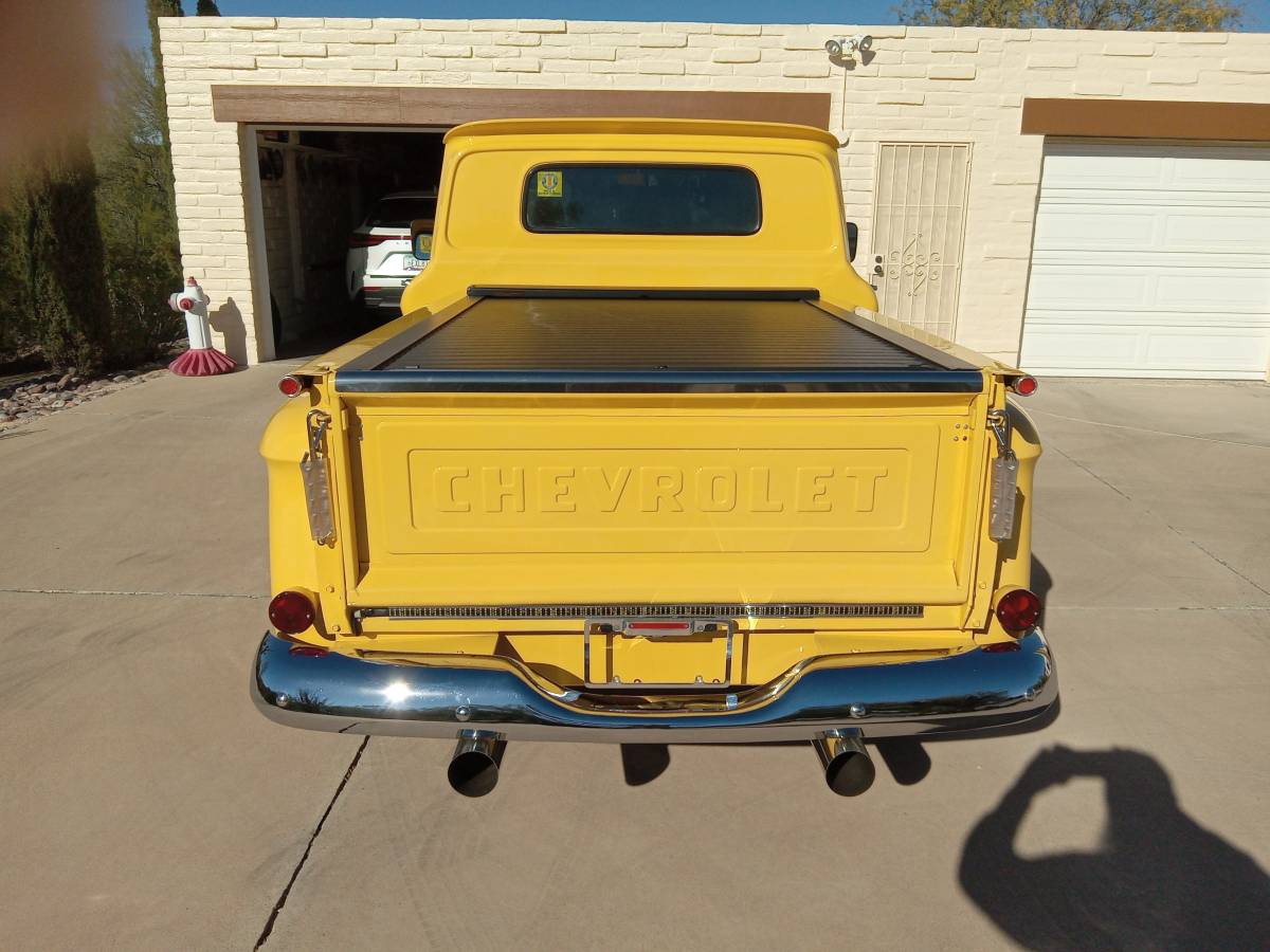 Chevy-c10-1966-yellow-5