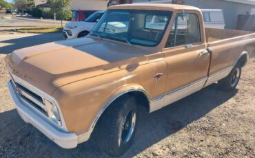 Chevy-c10-1967-custom-2