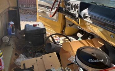 Chevy-c10-1973-silver-9